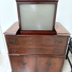 RCA Model 9-PC-41 Projection Television