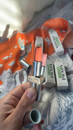 Makeup Maquillaje Labiales lipstick $25 ea
