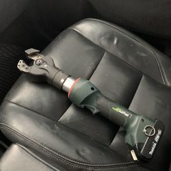 Greenlee Esc25lx ACSR Wire Cutter 25mm Good Condition With Battery 