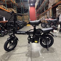 Folding electric bicycle