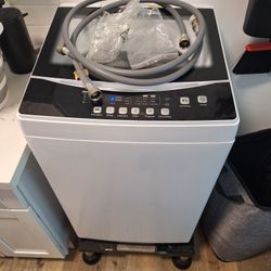 BLACK+DECKER 1.7 cu ft Portable Washer BPWM16W