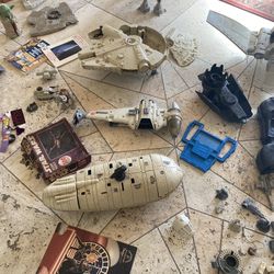 Large vintage lot collection of old Star Wars toys 1977 A New Hope The Empire Strikes Back toy school vehicles 