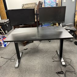 Sitting/standing Desk With Two Monitors 