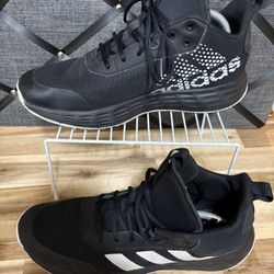 Men’s adidas size 13