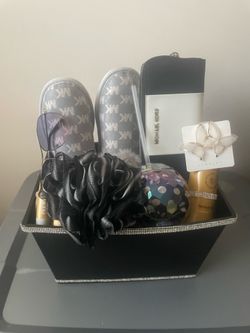 Women’s Michael kors gift basket