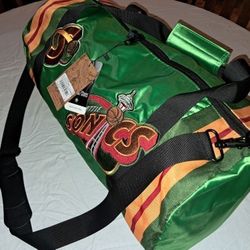 Mitchell & Ness Seattle Supersonics Satin Duffle_NWT