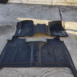 Chevrolet Silverado  OEM  FLOOR MATS