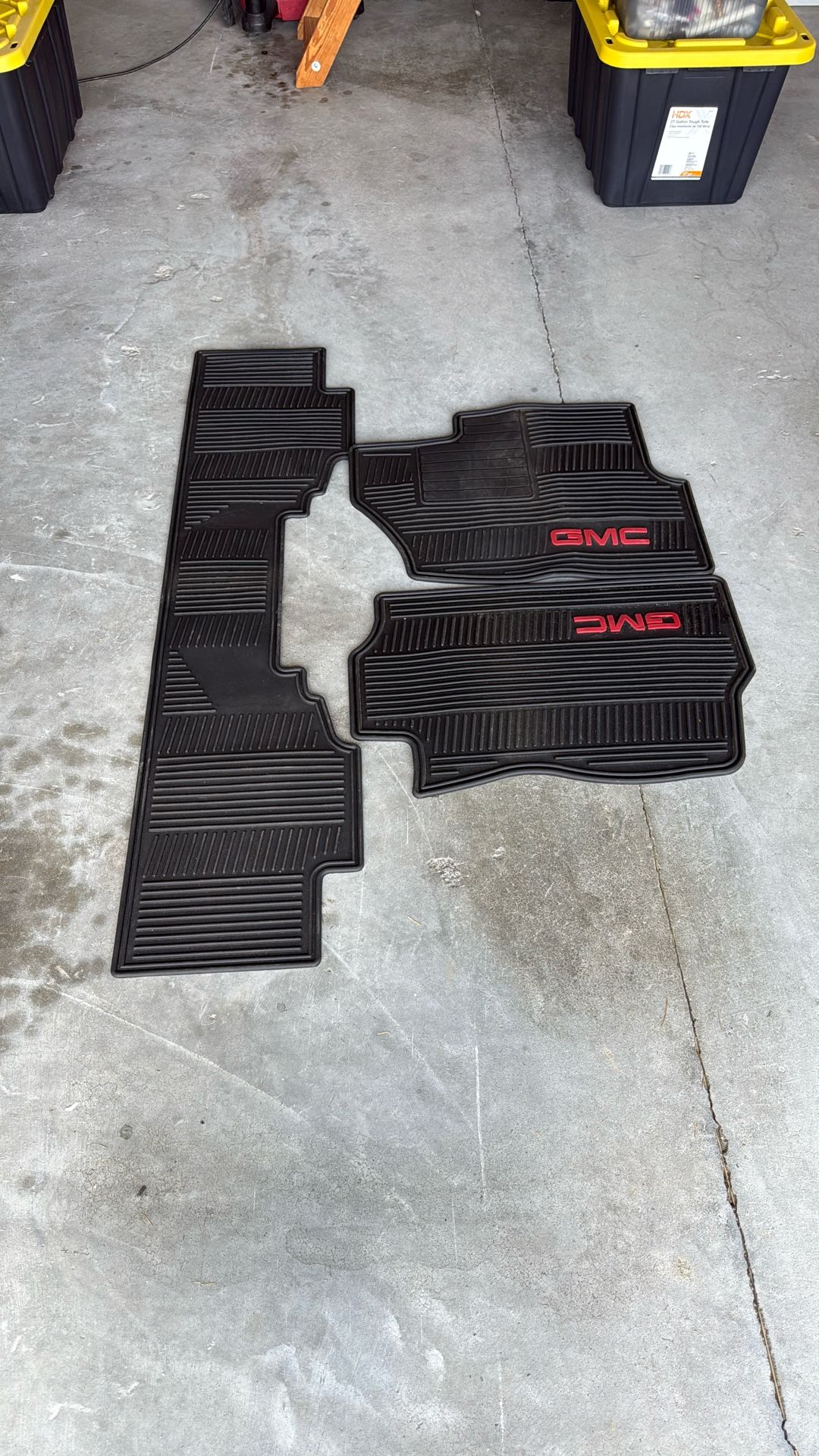2011 GMC Truck Floor Mats