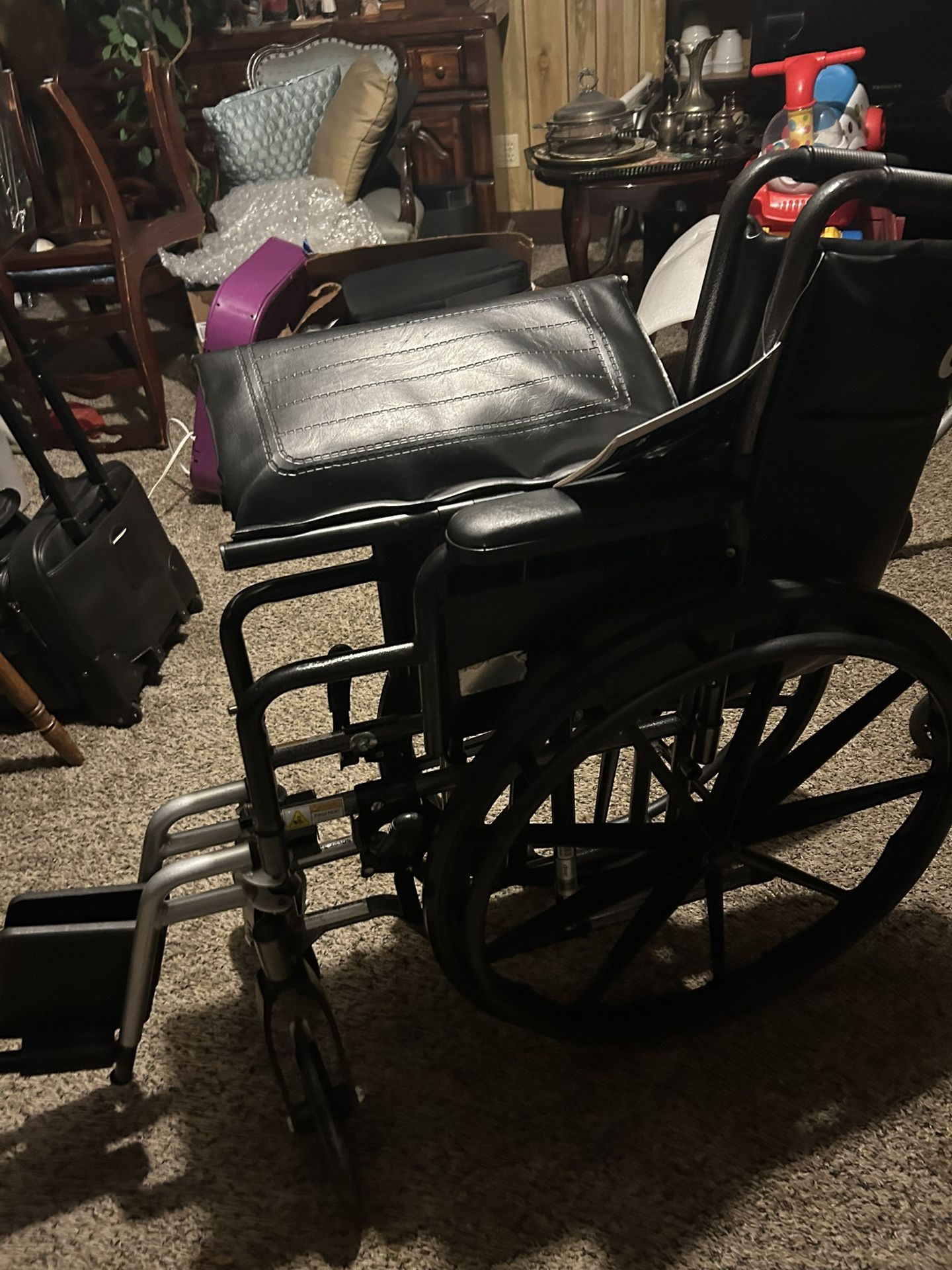 Wheelchair- Invacare 9000 SL Wheelchair With 18” Seat Width + Footrests