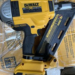 DEWALT 20V framing nailer