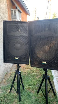 Dj speakers 🔊 con Los tripies