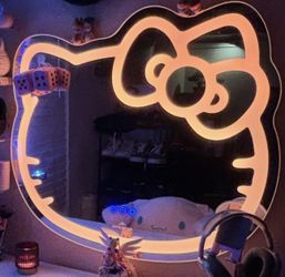 Hello Kitty Impressions Vanity Mirror