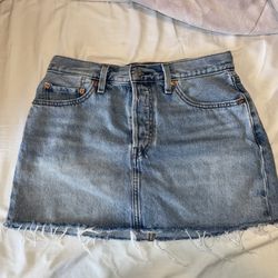 Levi’s Icon Skirt 