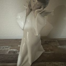 Lladro- Mime Angel Figurine