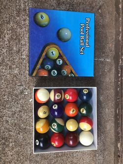 Professional pool ball set