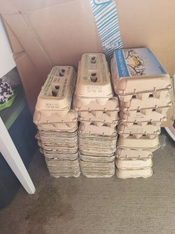 (Roughly 32) 18 count egg cartons