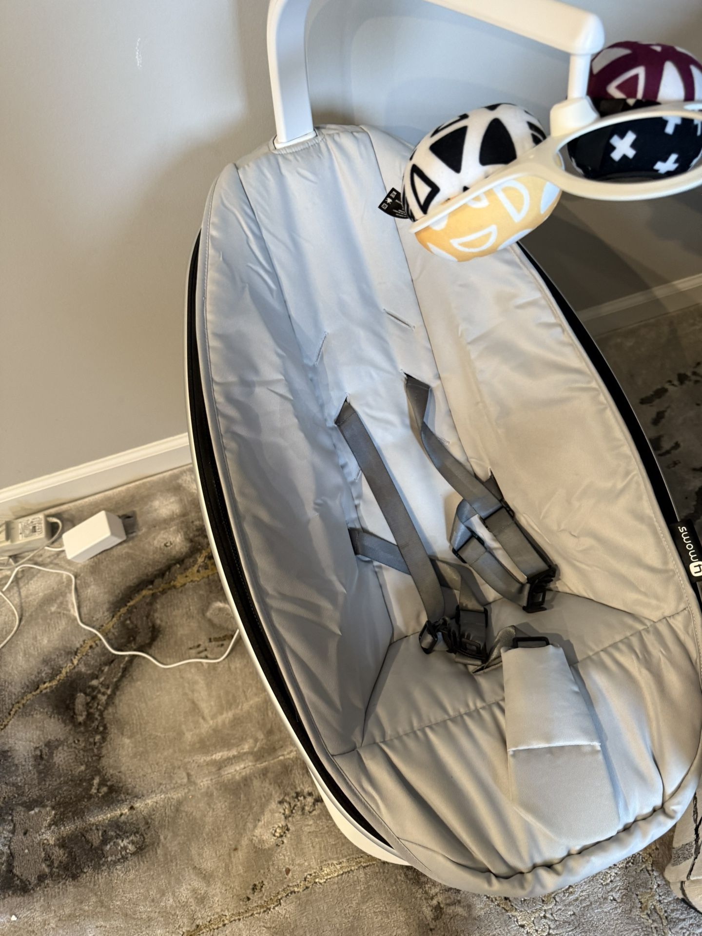 4moms Mamaroo Multi Motion Baby Swing Smart
