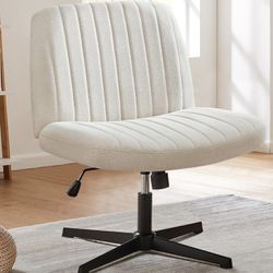 White Comfy Desk Chair
