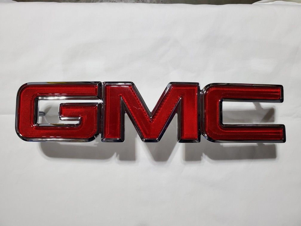 GMC GRILLE EMBLEM GM # 12542030