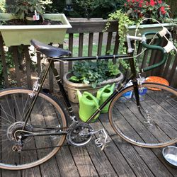 Raleigh Grand Prix Road Bike