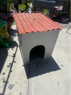 Dog house
