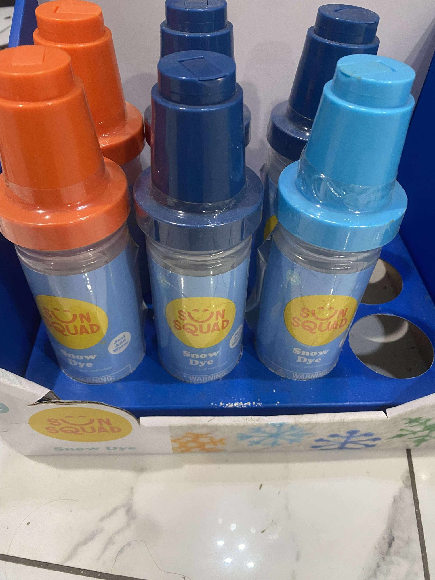 Sun Squad Snow Dye Set Kit 6 Bottles, 4 Blue Bottles, 2 Orange Bottles
