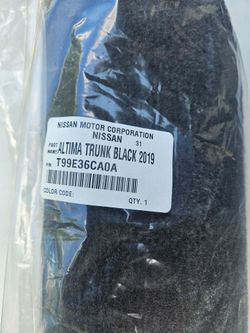OEM Nissan altima trunk mat black