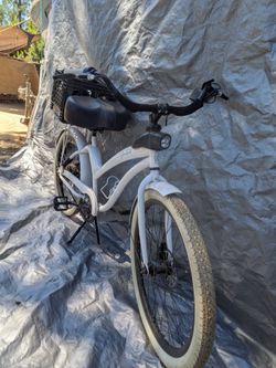 Shaka Surf Ebike cruiser
