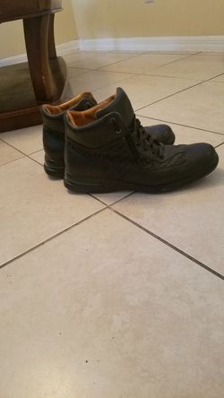 Mens black cole haan boots size 13