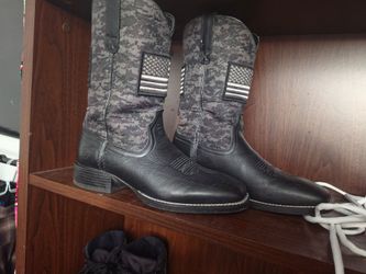 Ariat 10.5