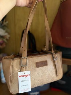 Wrangler purse 👜