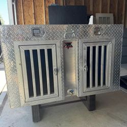Aluminum Double Door Dog Crate With Water Tank