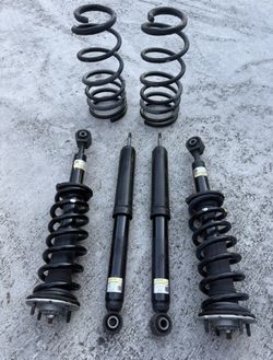 OEM 2024 Toyota Tacoma TRD Suspension – 18k Miles