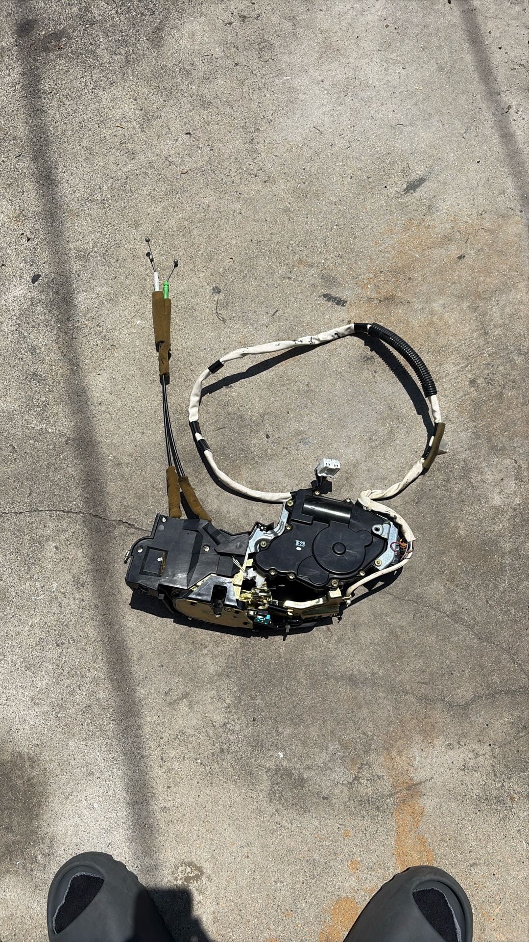 Lexus LS430 Door Actuator Lock Part