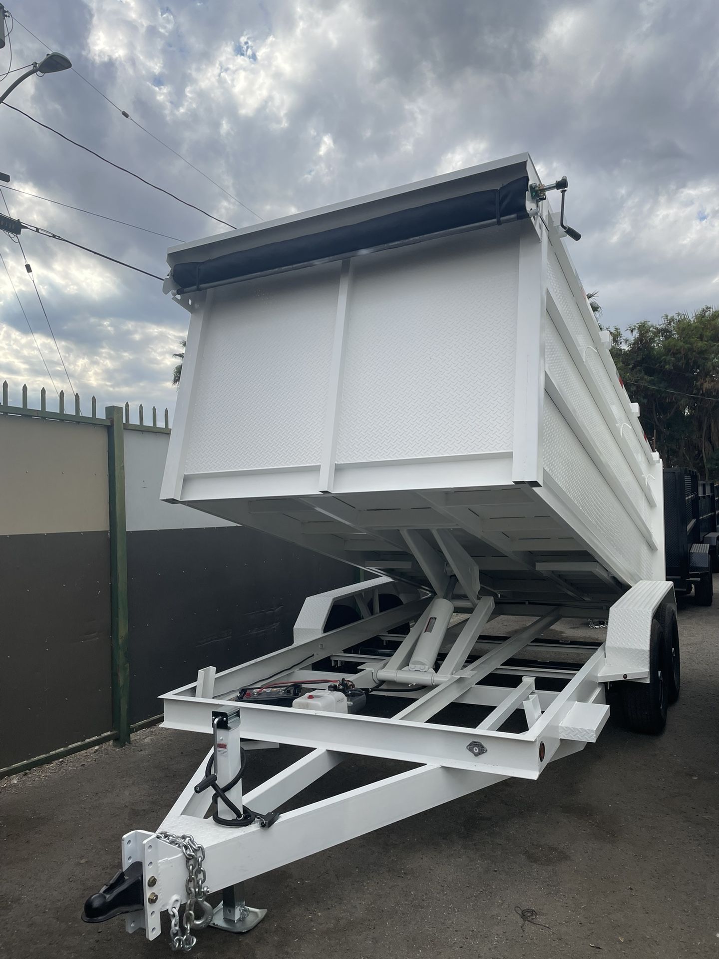 14ft Scissor Hoist Dump Trailer 