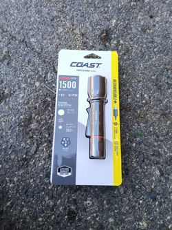Coast 1500 lumen flashlight TP9R