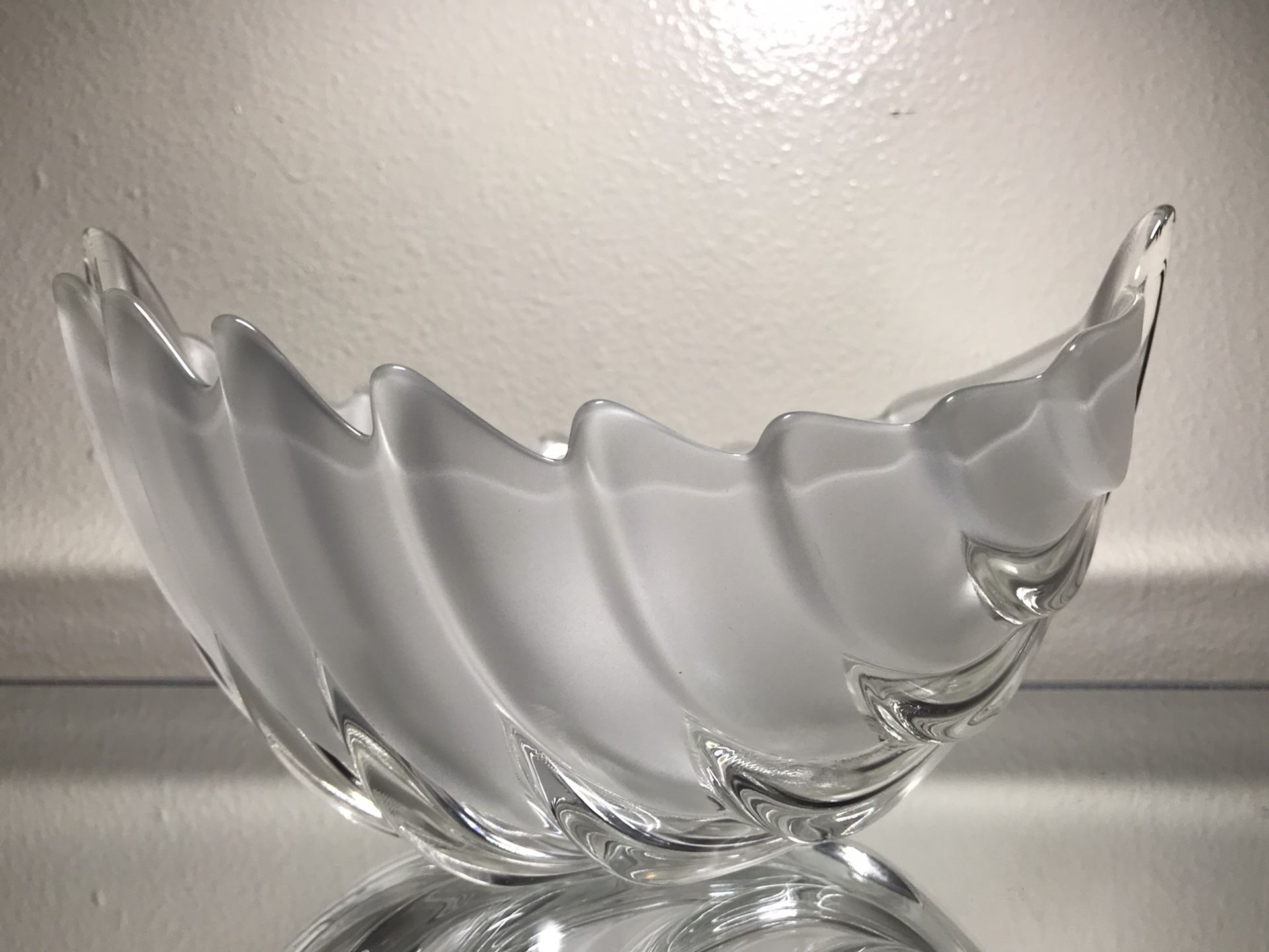 Glass Leaf Bowl