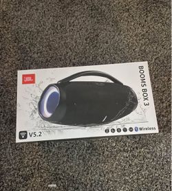 Jbl boombox - brand new 