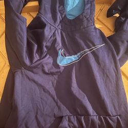 Nike Sweater