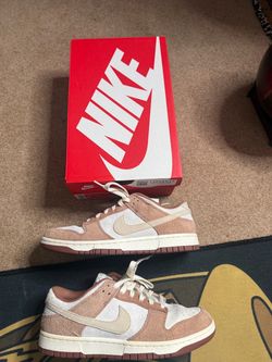 Nike Dunk Low Medium Curry Size 9