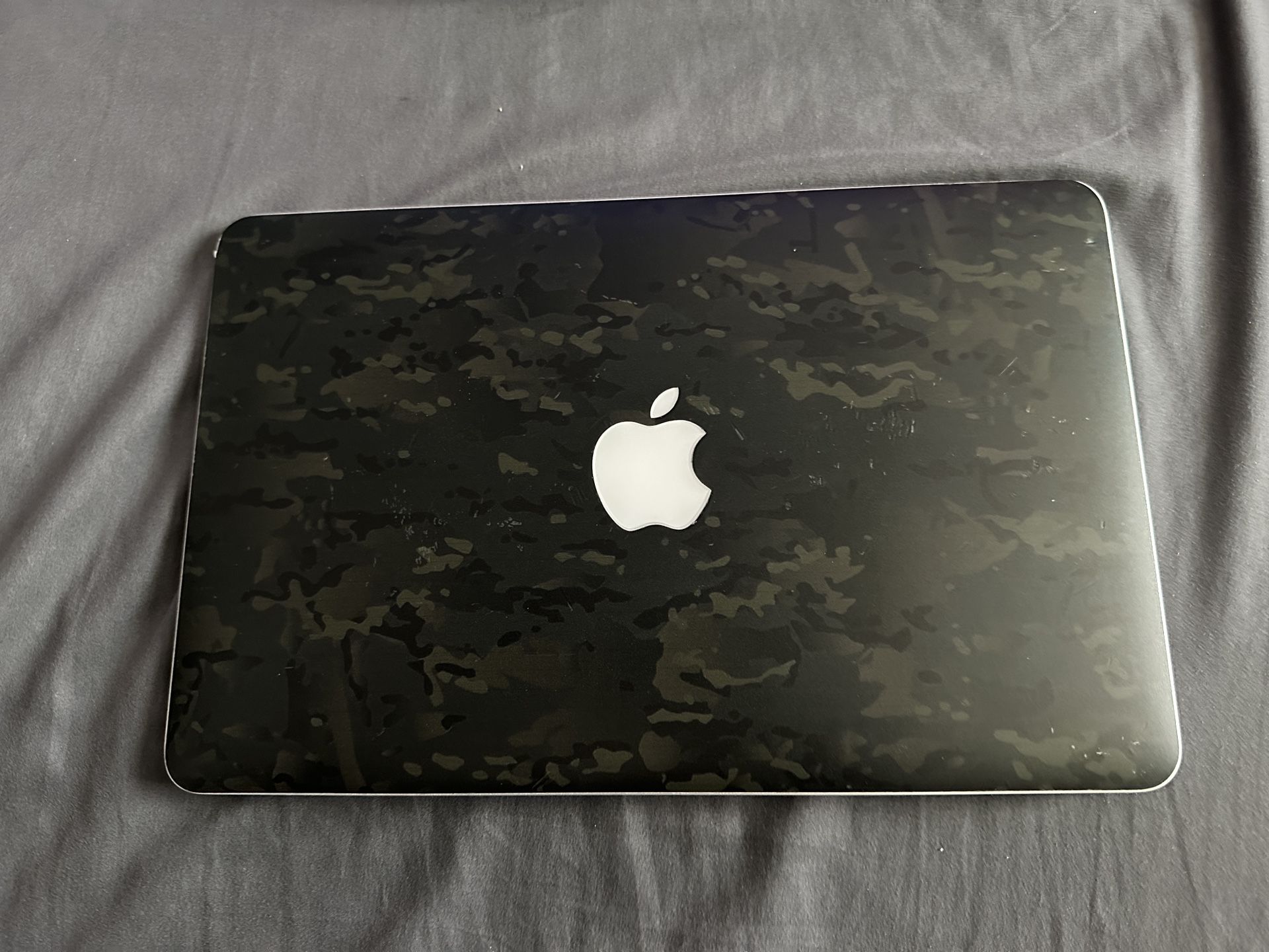 2014 Apple MacBook Air 2TB