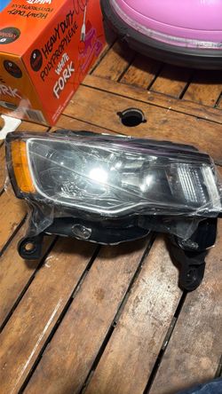 Jeep Grand Cherokee Headlights Lamps 2014 2015 2016