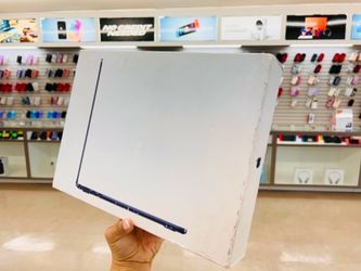 MacBook Air m3 256gb 8Ram