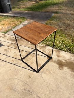 Acacia Wood and Metal Square Frame. Side / End Table