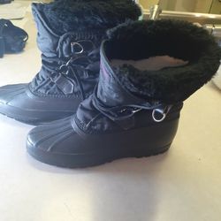 Black Sorel Boots