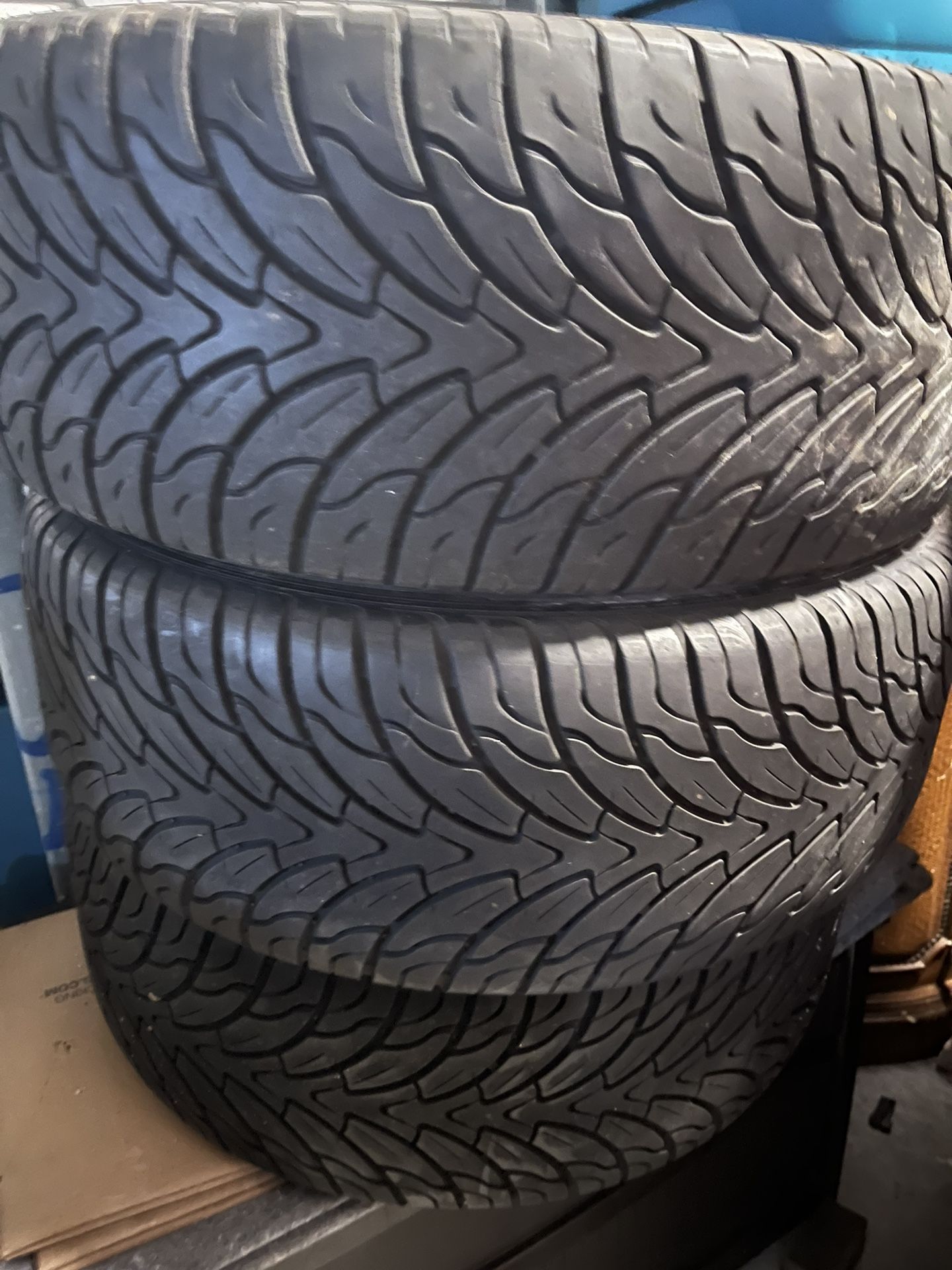 Tres Atturo 275/55/ R 20 ( Set 3 Tires ) for Sale in Pembroke Pines, FL