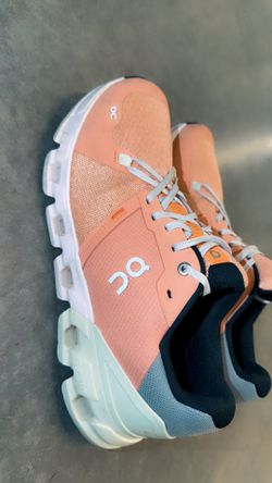 On Cloudflyer 4 Women's Mesh Running Sneaker Peach/Aloe Size W 11