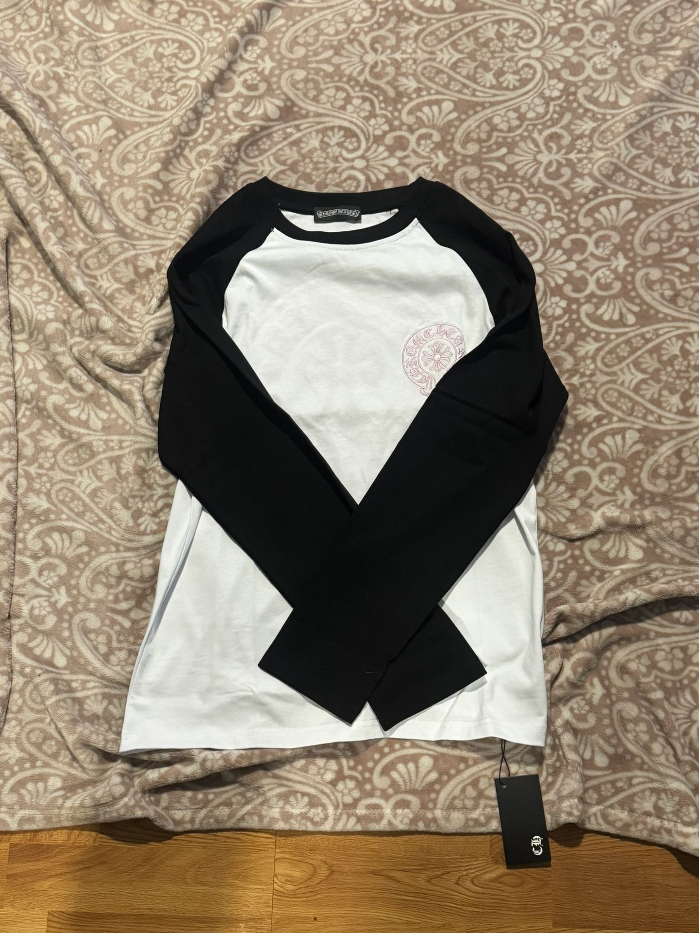 Black and white chrome long sleeve