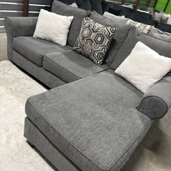 Grey Small Sectional Sofa Couch (DELIVERY AVAILABLE)