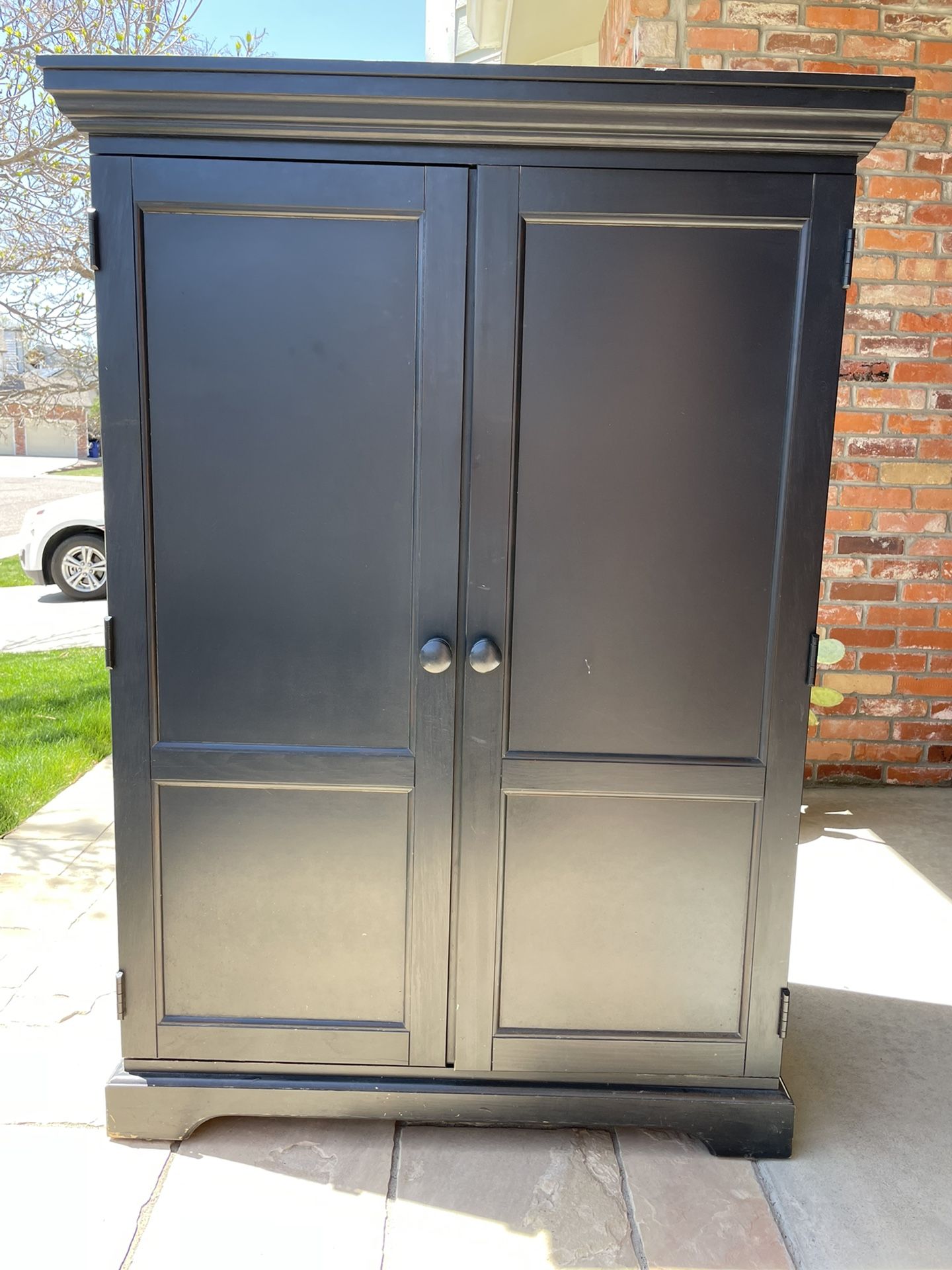 Black TV Cabinet / Armoir